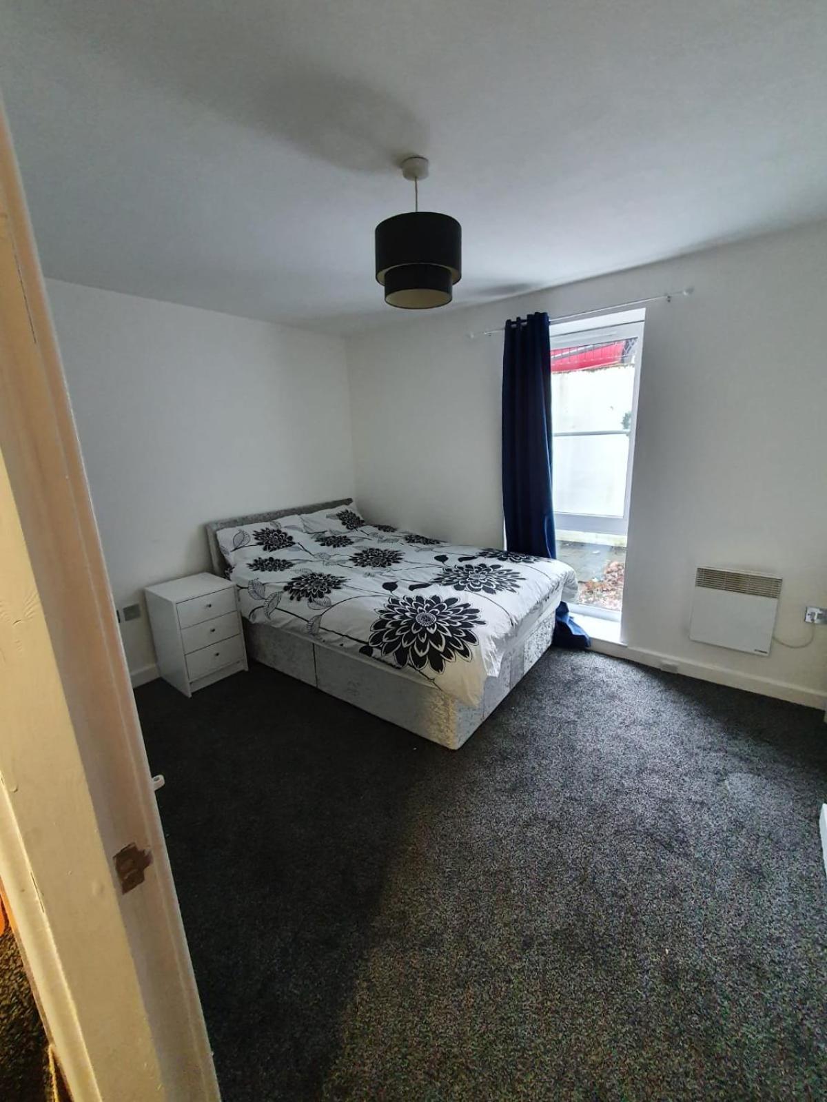 Quiet 2 Bedroom Flat In Darlington With Free Parking, Wi-Fi And More ภายนอก รูปภาพ